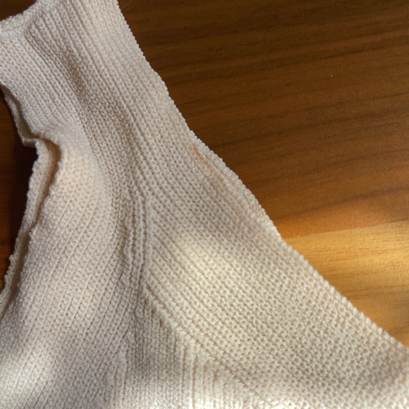 Knit Tank Top - Picture 4 of 4